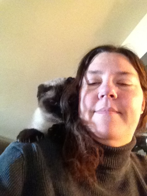 Wordless Wednesday - Jules on my Shoulder Wordless Wednesday - Jules on my Shoulder