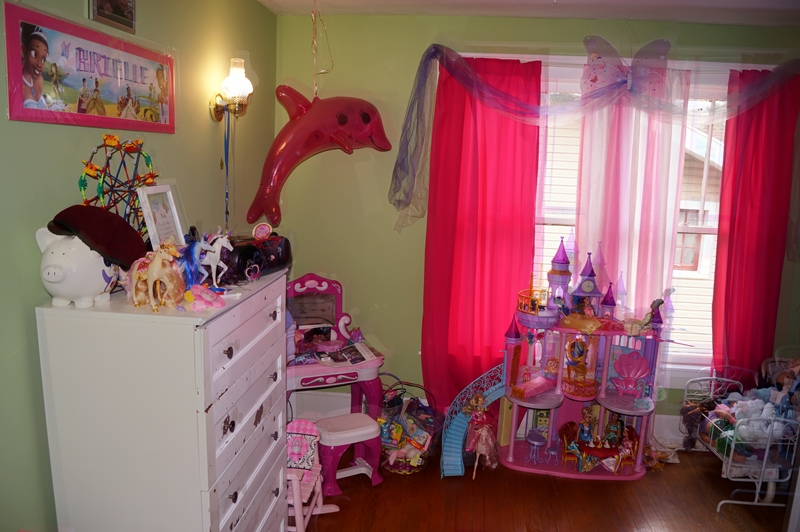 All That Glitters Disney Paint Room All That Glitters Disney Paint Room