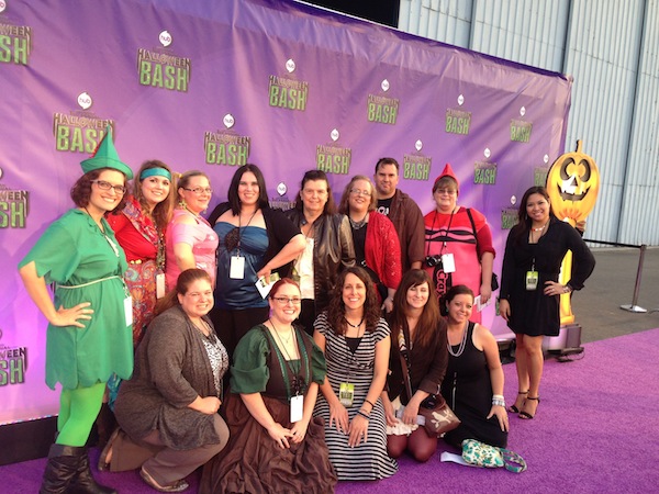 Hub Halloween Bash Blogger Group Photo
