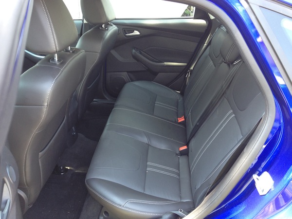 2014 Ford Focus car review