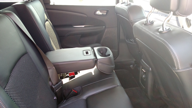 CAR REVIEW - 2015 Dodge Journey Crossroad AWD SUV