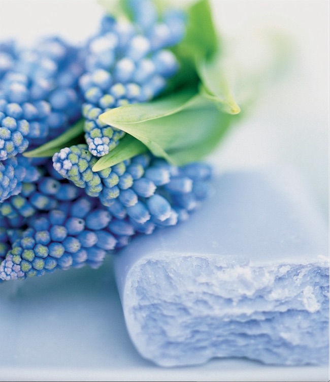 Lavender Soap - The Complete Guide to Natural Homemade Beauty Products and Treatments