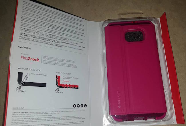 REVIEW - Tech21 Evo Wallet Case
