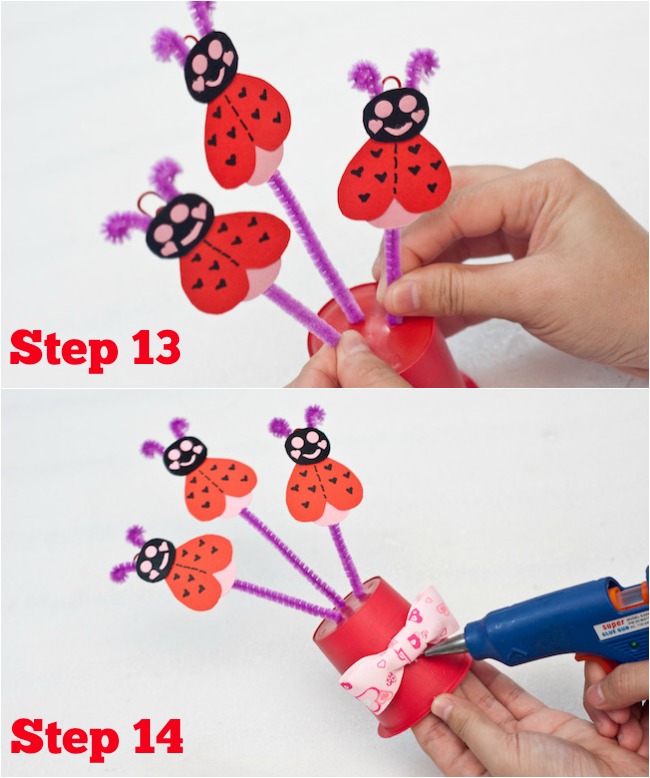 Mom Knows It All DIY Valentine's Day Craft - Love Bug Tabletop Photo Holder